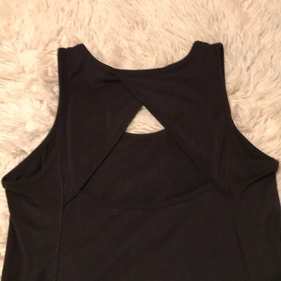 Workout Tank - Picture 3 of 6